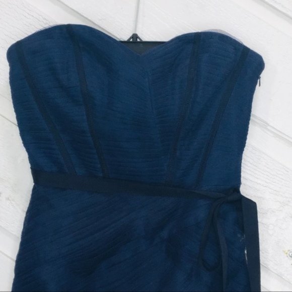 Monique Lhuillier Bridesmaids Strapless Dress d440 - Picture 2 of 8